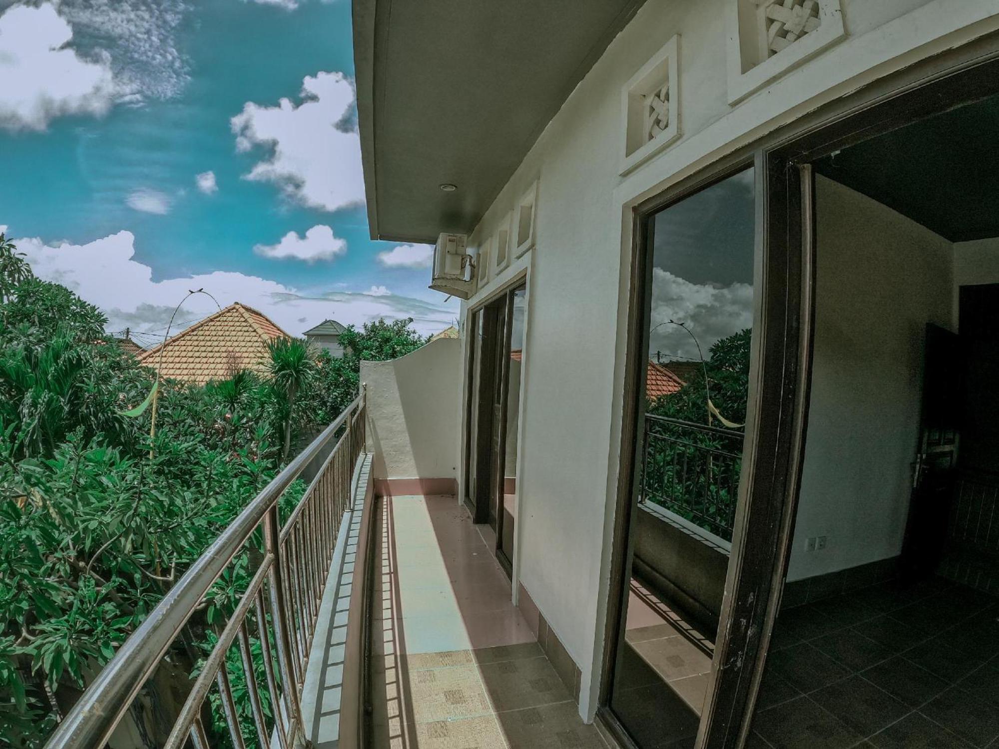 Mama Mega Homestay Pesanggaran Dış mekan fotoğraf