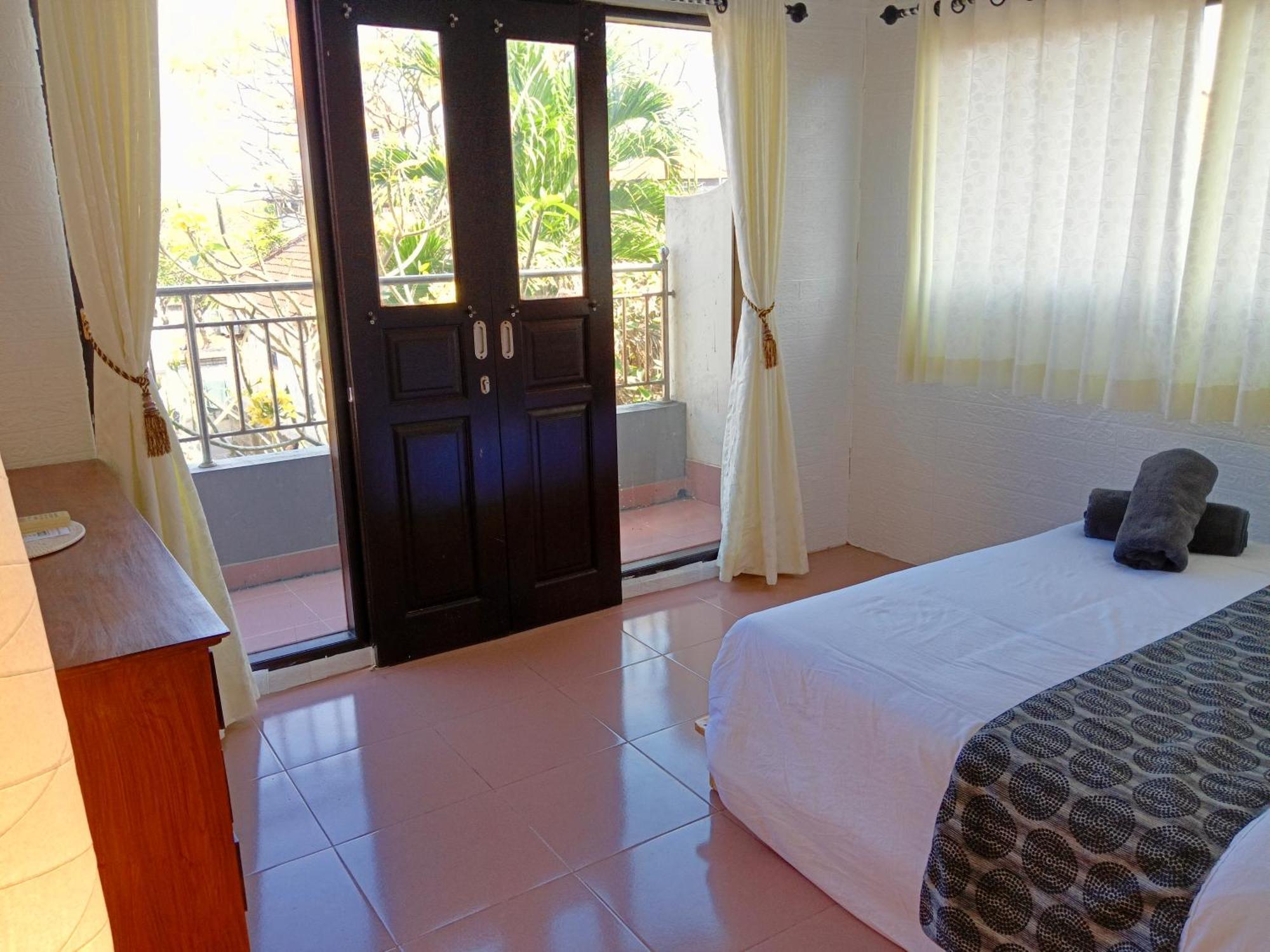 Mama Mega Homestay Pesanggaran Dış mekan fotoğraf
