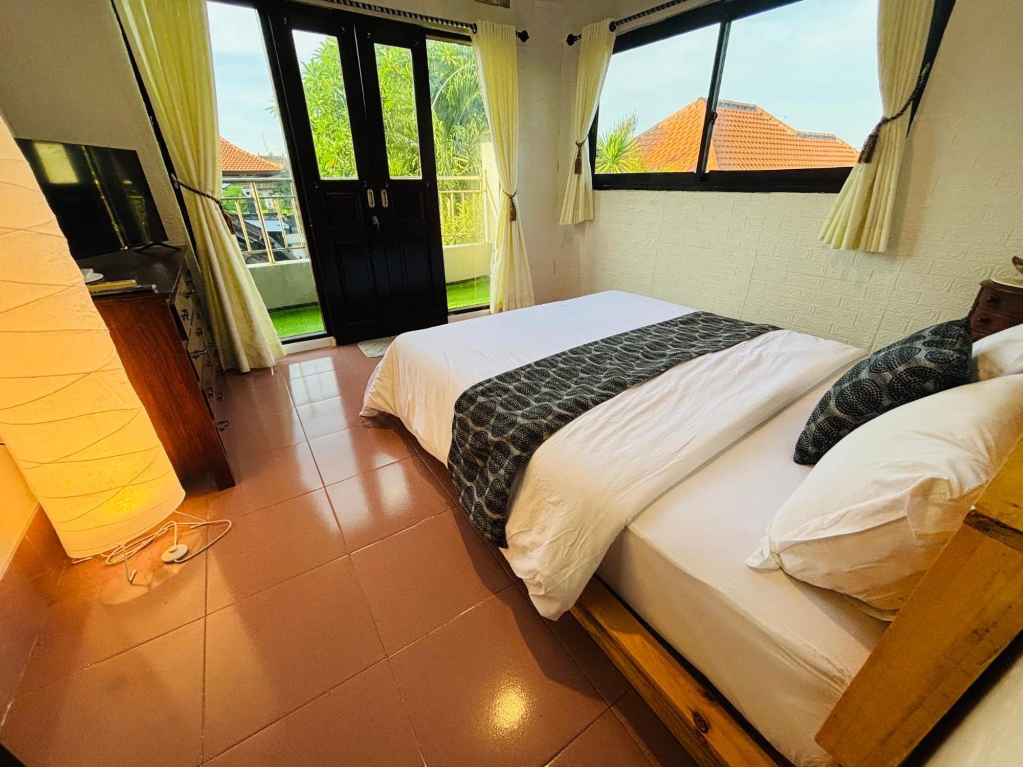 Mama Mega Homestay Pesanggaran Dış mekan fotoğraf