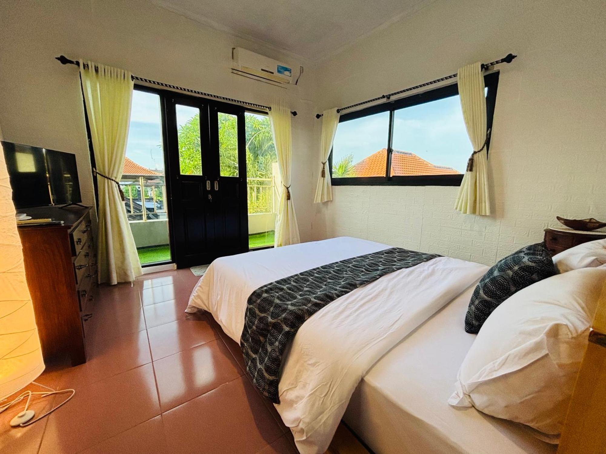 Mama Mega Homestay Pesanggaran Dış mekan fotoğraf